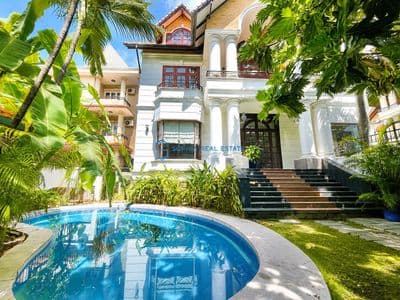 Cho thuê biệt thự view sông 16x35m 3 tầng 5pn hồ bơi sân vườn thoáng