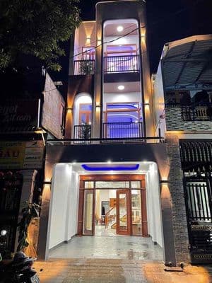 BÁN NHÀ TRUNG TÂM THÀNH PHỐ DĨ AN (TPHCM MỚI)