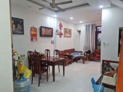 BÁN NHÀ 5,5×9, 3,75 TY, TỈNH LỘ 10 GIÁP TÊN LỬA