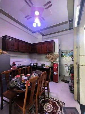 Bán nhà hẻm Lê Đại Hành, gần chợ Hoa Lư