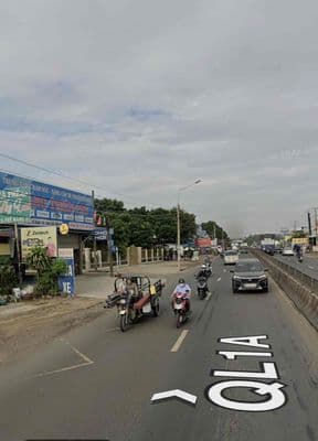NHÀ MẶT TIỀN QL 1A- CHỢ QUẢNG BIÊN