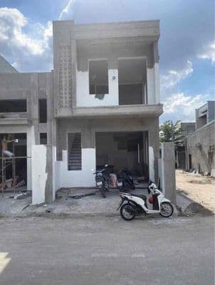 NHÀ GÓC 2 MẶT TIỀN GẦN NGÃ 4 TÂN TRIỀU