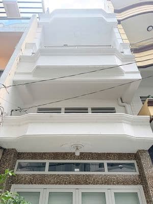 Hẻm Chuẩn 5m Đường 3/2 Q10. (3.3m x 13m). 3 Tầng BTCT. Giá 8.5 Tỷ TL