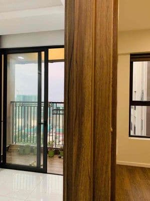 Ngợp thở bán căn 2PN-70 m2 dự án Opal Skyline , sổ sẵn , giá siêu rẻ