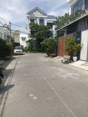 cho thuê nhà nguyên căn tx33. 4,5x17. 9tr5 1 tháng