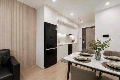 Cần tiền bán gấp 2Pn1WC 62m2 Mới làm nội thất, sẵn sổ