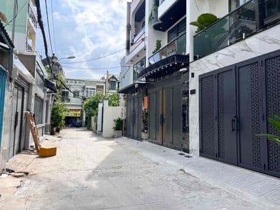 Nhà Hẻm 7m-Nguyễn Văn Quá q12-Gần Chợ Cầu-60m2-3 Phòng ngủ-Nhỉnh 4 tỷ