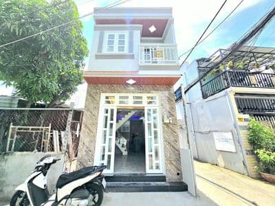 nhà bán đường trước nhà 6 m gần quận 7 Huỳnh Tấn Phát
