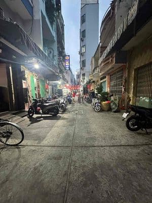 bán nhà tập thể 145/3 Dương Tử Giang chính chủ lầu 1