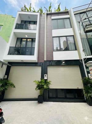 ÂU CƠ 4 TẦNG THANG MÁY - Ô TÔ NGỦ NHÀ FULL NỘI THẤT XÂY MỚI .