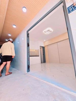 Hạ 200 triệu bán gấp nhà chính chủ
