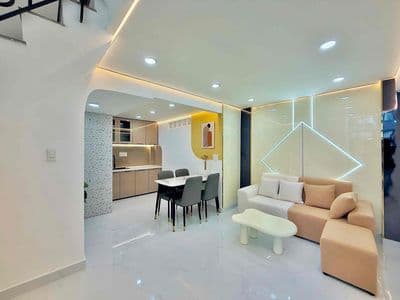 3 TẦNG - HẺM 6M XE HƠI QUAY ĐẦU - SÁT MẶT TIỀN - NGUYỄN XUÂN ÔN (VIP)