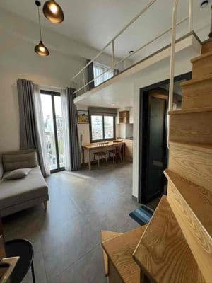 Căn hộ duplex mới bancol thoáng mát - ngay ngã tư 4 xã - hoà bình