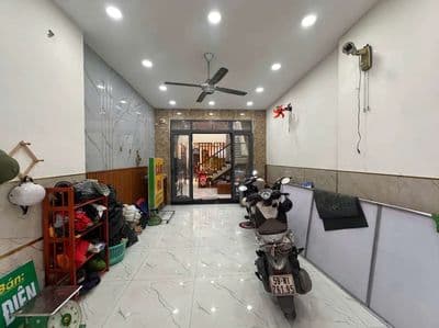 Cần Bán Gấp Nhà PĐHT Đường NVQ DT 4 x20 1 trệt 1 lửng 3PN 2WS giá 5tỷ8