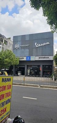 Cho thuê nhà mặt tiền đường Nguyễn Sơn 18x30