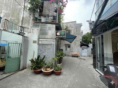 nhà mới 3.88ty 33m2 3pn 2wc hẻm 4m xung quanh quán xá đông đúc