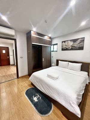 Cho Thuê 1K1N Cửa Sổ Thoáng Tại Lạc Long Quân Tây Hồ, Full Nội Thất