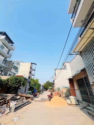 Bán lô đất 5x31=156m2 tại hẻm 43 Vườn Lài. giá 6.5 tỷ. hẻm lớn, sổ ri