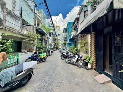 NHÀ BÙI HỮU NGHĨA - SÁT QUẬN 1 - HẺM OTO 6m 30m2 3TẦNG SD gần 80m2