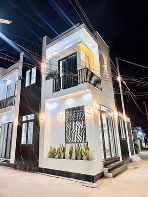 Nhà H5 Lê Quang Chiểu 6,8m x 6m ( thực tế 8m ) đã hoàn công co sân sau