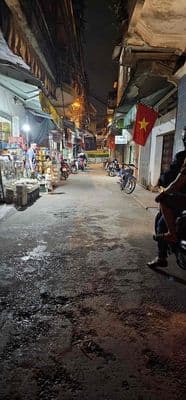 *** 60m2- hơn 7 tỷ- tương lai mặt đường kinh doanh