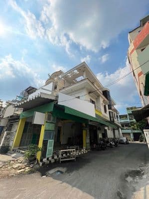 CHO THUÊ NHÀ GÓC 2 MẶT TIỀN PHAN VĂN TRỊ 5x20 TRỆT 2 LẦU SÀN SUỐT