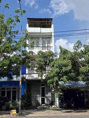 Cho thuê Nhà 3 tầng Lầu .4x17m Đường Lê Thị Riêng,phường Thới An.Q12