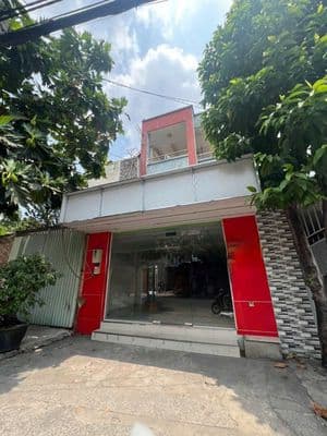 Mb nguyên căn ngây chợ trường học vitri đẹp kd đông đúc 5x30