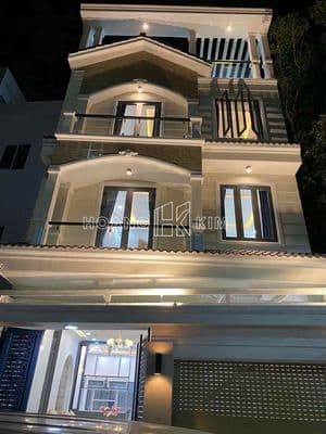 Cho thuê villa bạch đằng * 6x18m * trệt 2 lầu st * máy lạnh đầy đủ