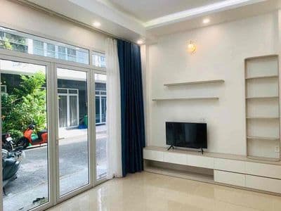 Cho thuê nhà đẹp full nội thất-5 phòng ngủ - 23 triệu