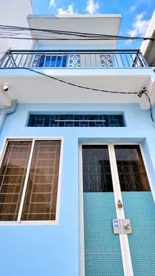 Ô TÔ CÁCH 6 CĂN, 3x9m NỞ HẬU 27m2 2 TẦNG 2PN 2WC XÂY MỚI 4 TẦNG + TUM
