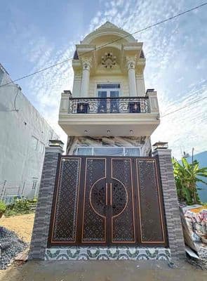 Nhà lầu xây mới 4 phòng ngủ - Gần chợ An Bình và Bệnh viện Nhi Đồng