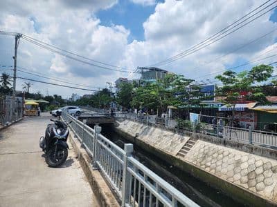 chính chủ cần bán 2 lô đất mặt tiền tl15