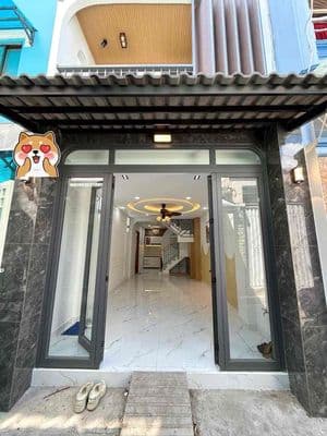 Nhà đẹp nở hậu đường Lê Hồng Phong, P2, Quận 5, có phòng dưới trệt