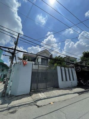Biệt thự 300m2 MT đường Liên Khu 10-11 - 3 phòng, 35 triệu/tháng
