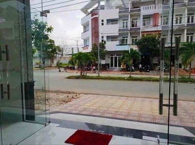 BÁN NHÀ 1 TRỆT 3 LẦU – Đ. BÙI QUANG TRINH, KDC PHÚ AN (Đầu cổng chính