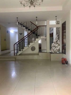 Nhà 3 tầng 6x15m- kdc tân quy đông- không kén khách và ngành nghề