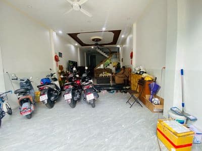 NHÀ 3 TẦNG DT 94M2 FULL TC NGAY LÊ HỒNG PHONG DĨ AN GIÁ CHỈ NHỈNH 5TY