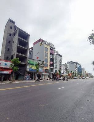 Nhà Long Biên 7 Tầng Thang Máy View Hồ Gara 2 Ô Tô
