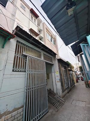 Cho thuê nhà nguyên căn hẻm 994 Huỳnh Tấn Phát, phường Tân Mỹ Q7