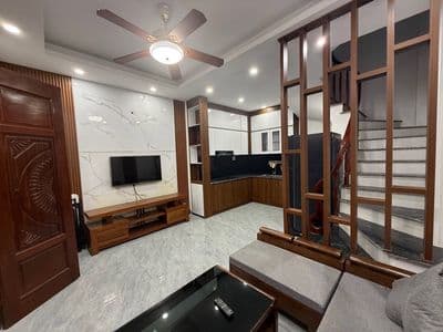 bán nhà đẹp Thượng Thanh 5 tầng full nội thất