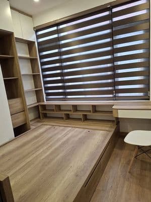 bán nhà 4 tầng Việt Hưng giá tốt