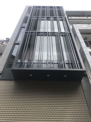 Cho thuê nhà bàu cát 2 * 4.5x18m * trệt 3 lầu * 5 phòng rộng 30m2