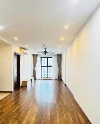 bán căn hộ Goldmark City 2pn tầng trung 80m2