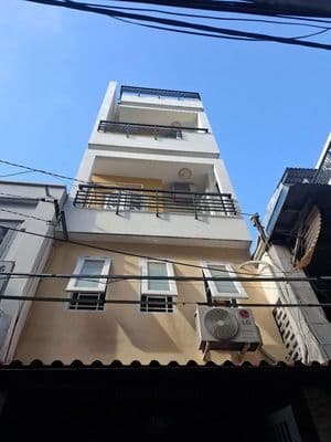 NHÀ 5 TẦNG 35 m² HẺM XE HƠI Đ. CAO THẮNG Q3. GIÁ TL 8,7 TỶ.