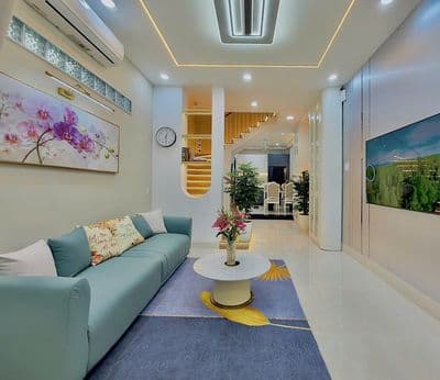 Nhà Phú Nhuận 2 Mặt Hẻm Nở Hậu 53m² Giá 10.3 Tỷ Full Nội Thất Cao cấp.