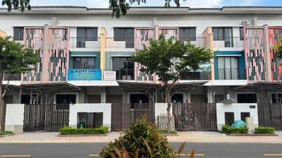 bán nhà liền kề 3 tầng view công viên