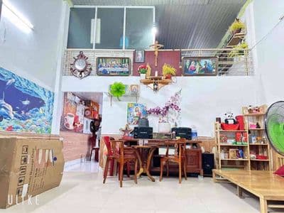 bán nhà 5m x 10m gần chợ Phú Phong