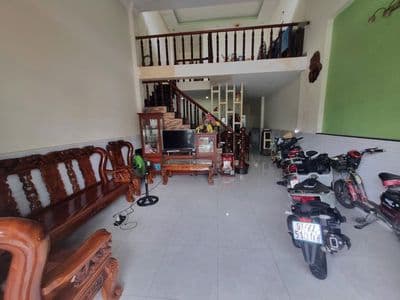 bán nhà 1 trệt 1 lững Thủ Dầu Một giá rẻ