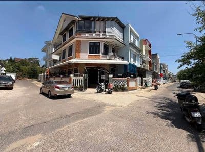 Bán căn villa nhà phố 2 mặt tiền ở và kinh doanh được